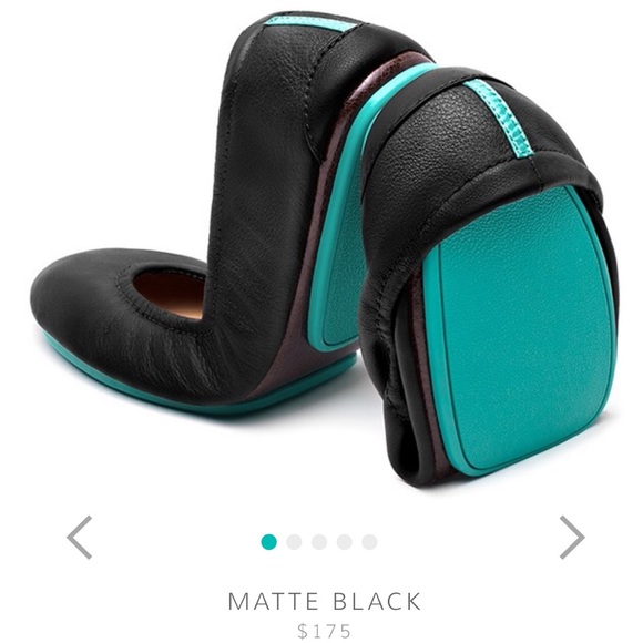Tieks Shoes - TIEKS leather black flats